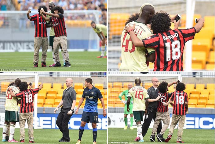 Penggemar Balotelli Nekat Masuk Lapangan untuk Selfie
